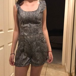 I am selling a romper only worn once